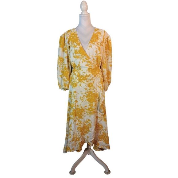 Lane Bryant Floral Faux Wrap Maxi Dress in Yellow and White - Picture 9 of 9